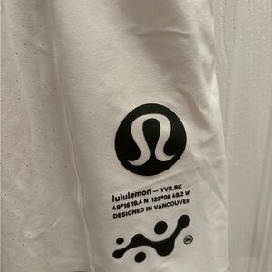 Lululemon Road to Trail High Rise Short 4” Size 6